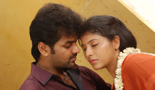 அந்த நேரத்தில் ஆண்கள் உச்சகட்டம் அடைவதற்குப் பெண்கள் செய்ய வேண்டியவை..!