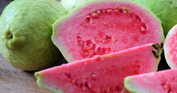 தினமும் ஒரு கொய்யா சாப்பிட்டால் இந்த பழக்கத்தில் இருந்து விடுதலை பெறலாம்..!