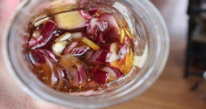 வெங்காயத்தை தேனில் ஊறவைத்து சாப்பிட்டு வர என்ன நடக்கும் தெரியுமா?