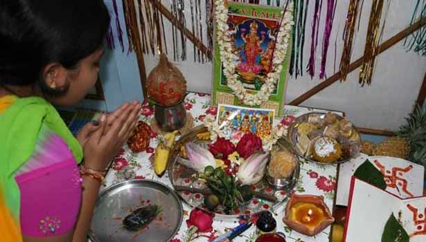 வீட்டில் லட்சுமி கடாட்சம் நிறைந்திருக்க வித்திடும் 10 விஷயங்கள்..!