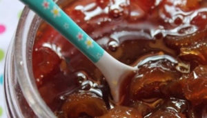 ஒரே மாதத்தில் வீரியமும் ஆண்மையும் அதிகரிக்கணுமா?… இந்த இரண்டையும் தேனில் ஊறவச்சு சாப்பிடுங்க..!