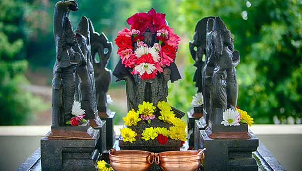 நவகிரகங்கள் ஒன்றையொன்று பார்த்துக் கொள்வதில்லை ஏன் தெரியுமா ?.. தெரிந்து கொள்வோமா?