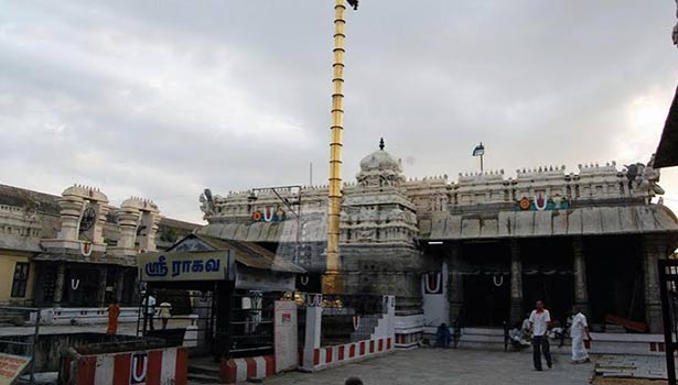 நினைத்த காரியம் வெற்றியடைய கோவிலுக்கு செல்லும் முன் இதை செய்யுங்கள்!