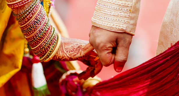 திருமணம் முடிந்த ஆண்களோ அல்லது பெண்களோ மறந்தும்கூட இந்த காரியங்களை செய்துவிடாதீர்கள்!