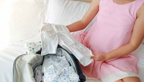 பிரசவத்திற்கு செல்லும் போது மறக்காம எடுத்து செல்ல வேண்டிய பொருட்கள்