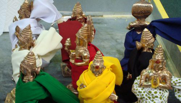 முற்பிறவியில் செய்த பாவங்கள் நீங்க செய்ய வேண்டிய வழிபாடுகள்..!