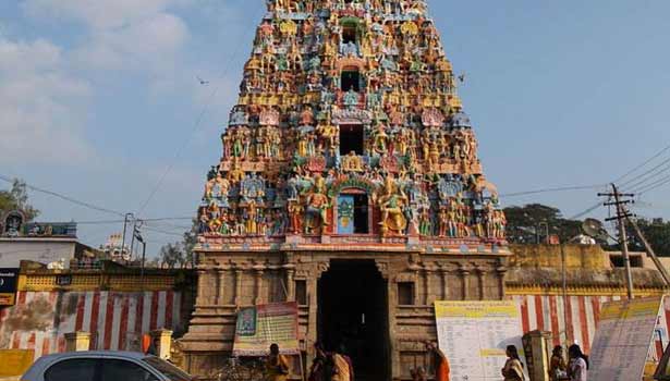 கோவிலுக்கு கிளம்பும் போது இந்த தவறை பண்ணாதீங்க…!