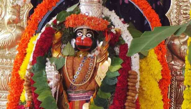 வீண்பயம் நீங்க சனிக்கிழமைகளில் வீர ஆஞ்சநேயருக்கு செய்ய வேண்டிய வழிபாடுகள்..!