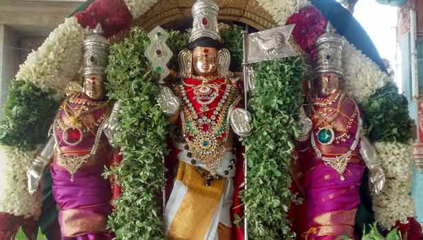 தடைகளை தகர்த்தெறிவான் வடசெந்தூர் முருகன்
