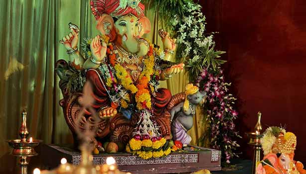 புத்திர பாக்கியம் கிடைக்க விநாயகர் சதுர்த்தியான இன்று கடைப்பிடிக்க வேண்டிய வழிபாட்டு முறைகள்..!