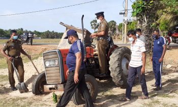 சட்டவிரோதமான முறையில்  மணல் ஏற்றி வந்த உழவு இயந்திரத்தின் மீது துப்பாக்கிச்சூடு!