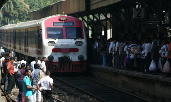 மருதானை தொடருந்து நிலையத்தில் பயணச் சீட்டு விநியோகம்  தற்காலிகமாக இரத்து செய்யப்பட்டுள்ளது!