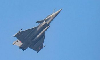 சீன எல்லைப் பகுதியில் ரஃபேல் விமானங்களை நிறுத்தியது இந்தியா!