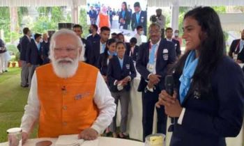 ஒலிம்பிக் போட்டியில் பங்கேற்ற இந்திய வீரர் வீராங்கனைகளை நேரில் சந்தித்த இந்திய பிரதமர்.