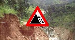 இலங்கையில் சில  மாவட்டங்ளுக்கு  மண்சரிவு அபாய எச்சரிக்கை!