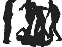 யாழில் வீதியால் சென்ற நபருக்கு  நேர்ந்த கதி!