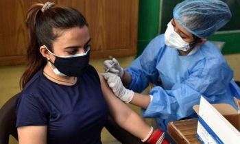 இரண்டு தடுப்பூசிகளையும் பெற்றுக் கொள்ளாதவர்களுக்கு  விடுக்கப்பட்ட அறிவிப்பு!