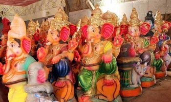 சதுர்த்தியையொட்டி பொது இடங்களில் சிலைகள் வைப்பதற்கு ஊர்வலம் செய்வதற்கும் தடை!