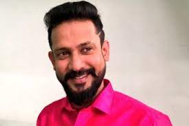 தொகுப்பாளர் தீபக்கிற்கு இவ்வளவு அழகான மனைவியா?