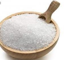 இலங்கையில் தொடர்ந்தும் சந்தையில் சீனிக்கு தட்டுப்பாடு!