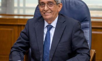 பதிவியை  இராஜினாமா செய்யும் மத்திய வங்கியின் ஆளுநர்!