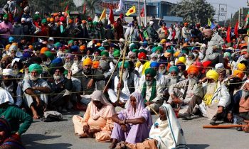 விவசாயிகளினால் முன்னெடுக்கப்படும் போராட்டம்.