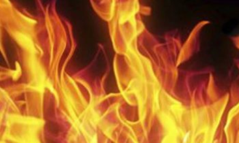 டெல்லியில் தீ விபத்தில் சிக்கி நால்வர்  உயிரிழப்பு!