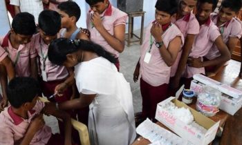 தடுப்பூசிக்கு பெற்றோர்களின் அனுமதி  கட்டாயம்.