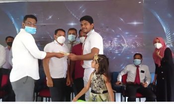 9A சித்தி பெற்ற மாணவர்களுக்கான பரிசில் வழங்கும் நிகழ்வு.