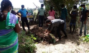 வெருகல் பிரதேச விவசாயிகளுக்கு சேதனை உறம் தயாரிக்கும் செய்முறை.
