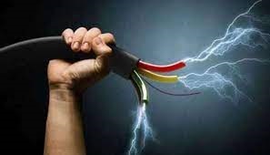 33 வயதுடைய  நபர் மின்சாரம் தாக்கி உயிரிழப்பு!