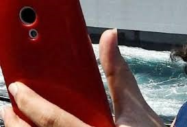 செல்பி எடுக்க முயன்ற இளைஞன்  தொடருந்தில் மோதி உயிரிழப்பு.