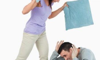 உங்கள் வாழ்க்கைத் துணை உங்களின் பேச்சைக் கேட்காமல் இருவரிடையே சண்டைகள் வருகின்றதா?