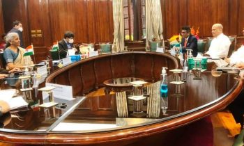 இலங்கை நிதி அமைச்சருக்கும் இந்திய நிதி அமைச்சருக்கும் இடையில் இடம்பெற்ற கலந்துரையாடல்.