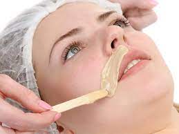 உதட்டிற்கு மேல் உள்ள முடியை நீக்குதல்…!!