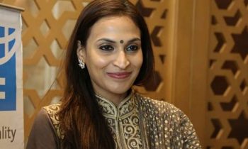 மீண்டும் நலமுடன்  வீடு திரும்பிய ஐஸ்வர்யா.