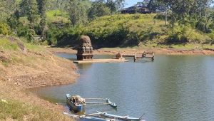 மவுஸ்ஸாக்கலை நீர்தேக்கத்தில் நீர்மட்டம் சடுதியாக குறைந்துள்ளது.