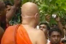 பிக்கு ஒருவரின் மோசமான செயல்.