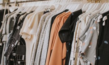 ஆடைகளின்  விலையிலும் பாரிய மாற்றம்.