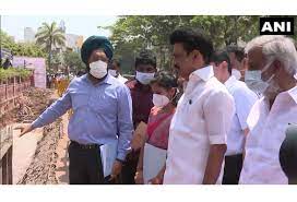 சென்னையில் மழைநீர் வடிகால் கால்வாய் சீரமைக்கும் பணிகள்.