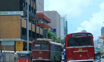 வழமை போன்று பொது போக்குவரத்து சேவை இடம்பெறும்.