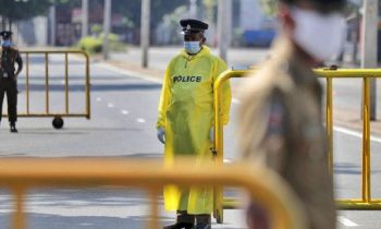 நாட்டை  முற்றாக முடக்க வேண்டு பகிரங்க கோரிக்கை.