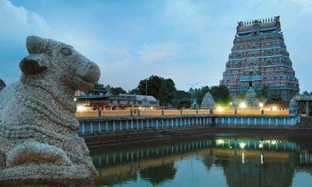 சிதம்பரம் நடராஜர் கோவிலில் கனகசபை மீது ஏறி பக்தர்கள் வழிபட அனுமதி.