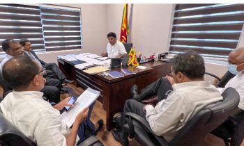 எதிர்க்கட்சித் தலைவருக்கும் இலங்கை மத்திய வங்கியின் ஆளுநருக்கும் இடையில் இடம்பெற்ற சந்திப்பு.