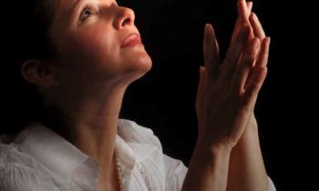 சாமி கும்பிடும் பொழுது கண்ணீர் வருகிறதா?