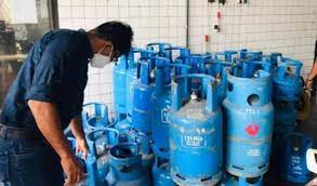 எரிவாயு சிலிண்டர்கள் விநியோகம்   ஆரம்பம்.