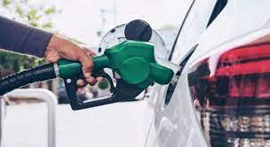 பெற்றோல்  விநியோகத்தை நிறுத்துவதற்கு தீர்மானம்.