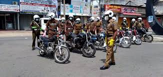 நாடு பூராகவும் குவிக்கப்பட்டுள்ள காவற்துறை.