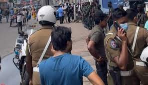 தற்போது நாட்டில் எரிபொருளுக்கு கடும் தட்டுப்பாடு நிலவி வருகின்றது.