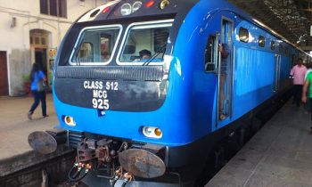 உடன் நடைமுறைக்கு வரும் வகையில் வேலை நிறுத்தப் போராட்டம்.